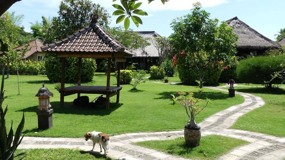Sunia Loka Bungalows & Dive Center Pemuteran Buitenkant foto