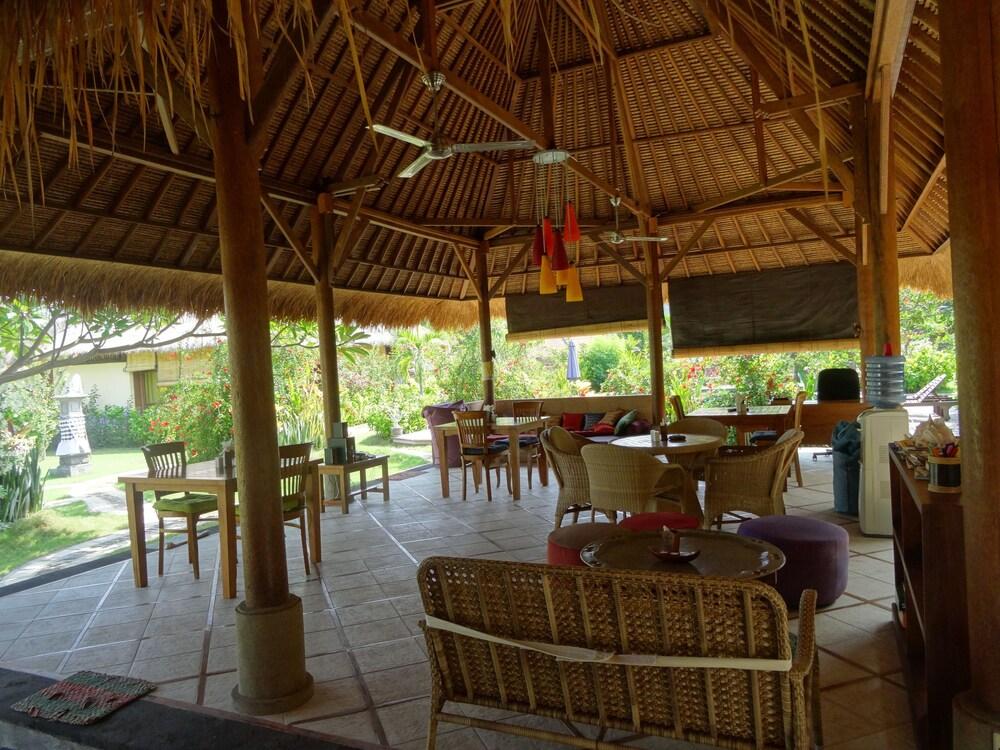 Sunia Loka Bungalows & Dive Center Pemuteran Buitenkant foto
