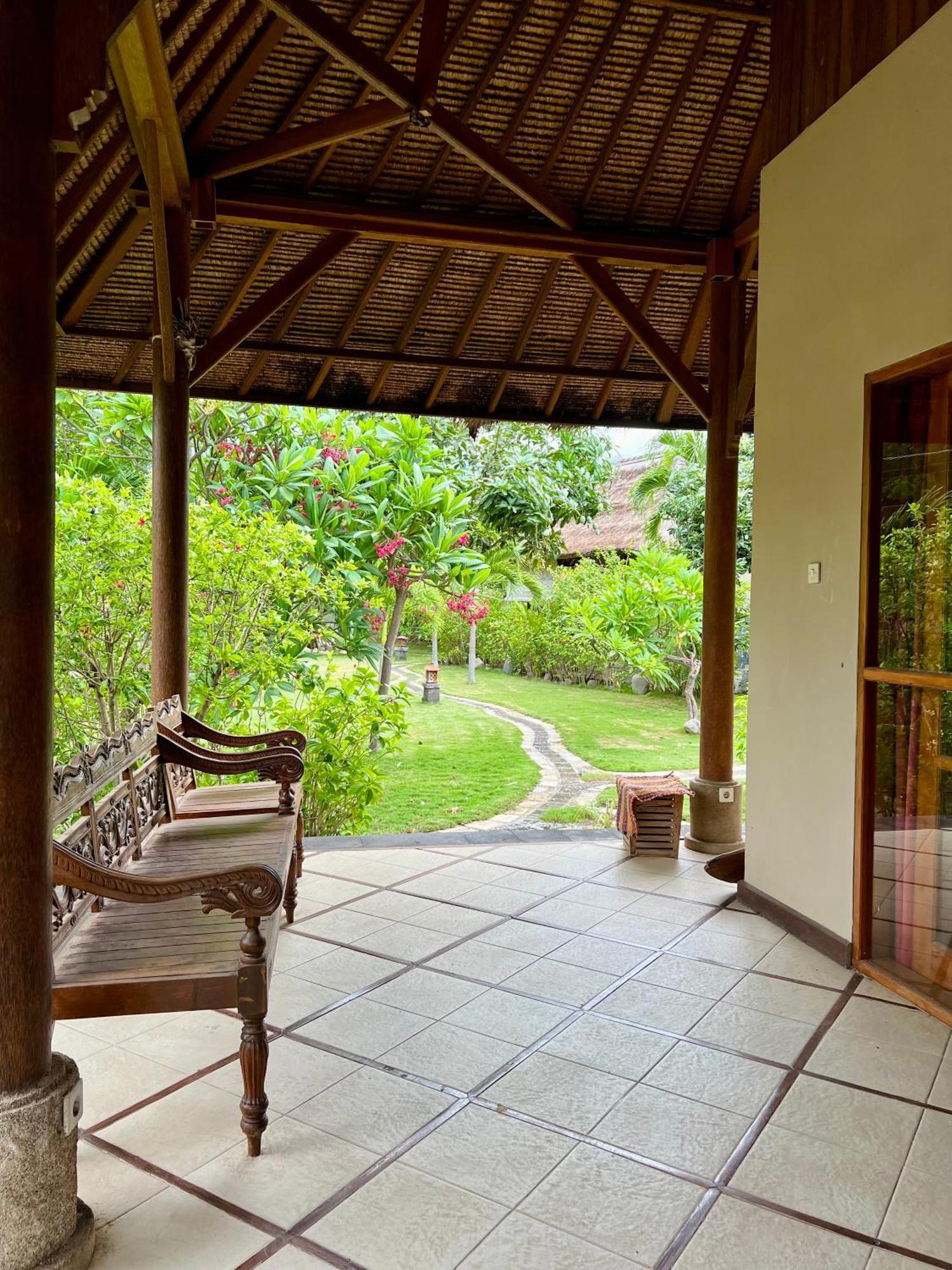 Sunia Loka Bungalows & Dive Center Pemuteran Buitenkant foto